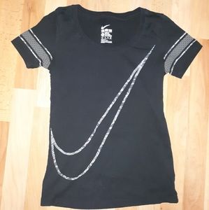 Nike scoop neck s/s tee